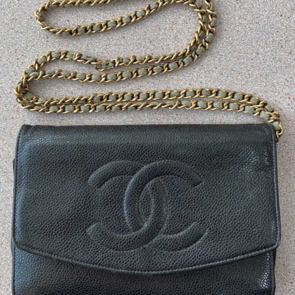 Authentic Chanel CC Bag- Wallet on a chain - Picture 3 of 5
